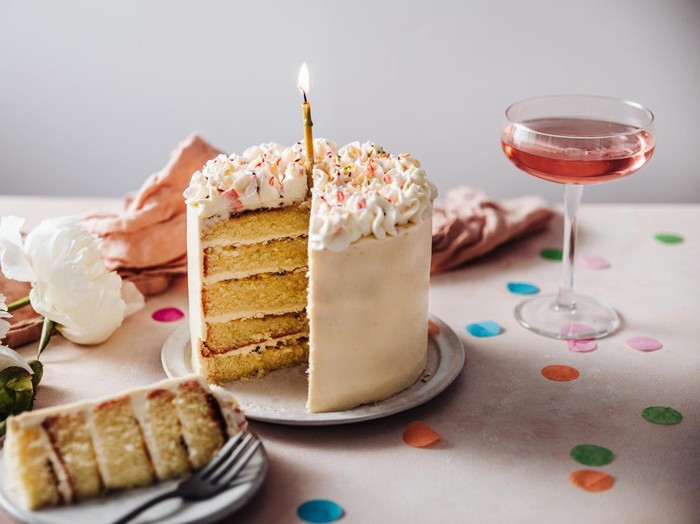 Viral! Artis Minta Kue Gratis Ulang Tahun ke-38, Reaksi Pengusaha Kue Disorot