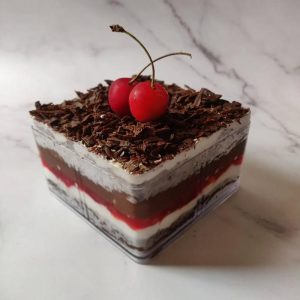 Blackforest Dessert Cake uk10
